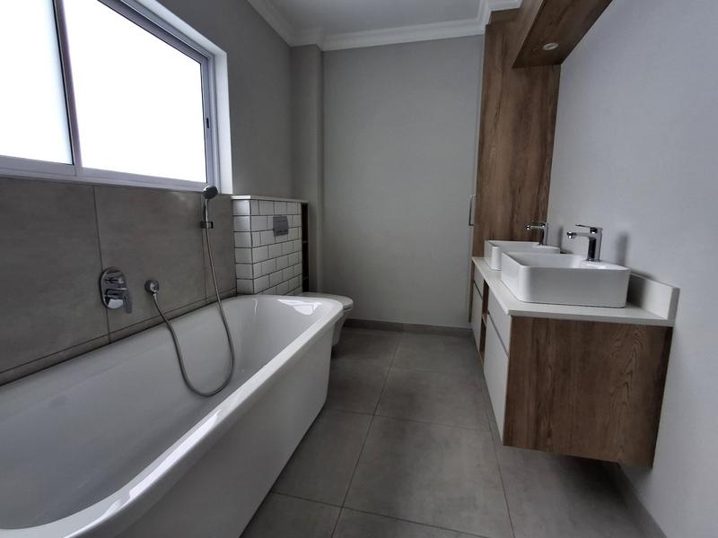 3 Bedroom Property for Sale in Shelley Point Western Cape